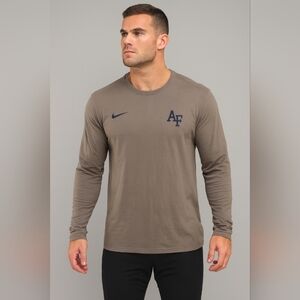 Nike The Nike Tee Air Force Green Long Sleeve Size XL